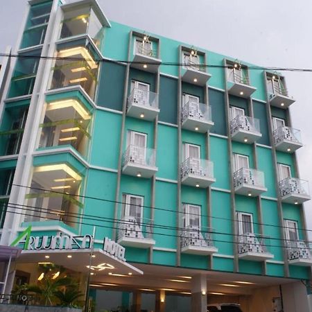 Aruuman Hotel Simpanglima Semarang Exterior photo